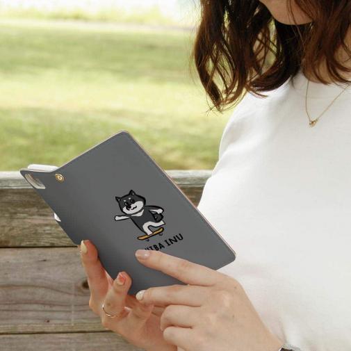 【手帳型】【ワカボンド】WAKAMAKAシリーズ 柴犬スケボー_黒柴