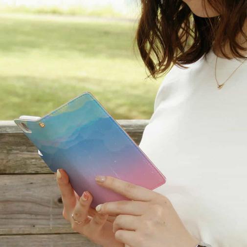 【手帳型】虹色の雨がふる空