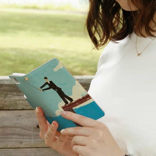 【手帳型】ドックで釣りを楽しむ　紳士