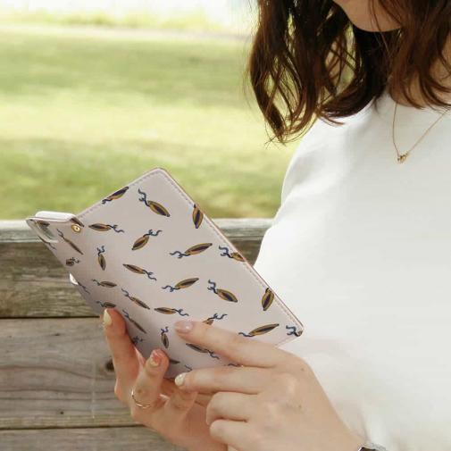 【手帳型】ルアーのシームレスパターン　ゴールド