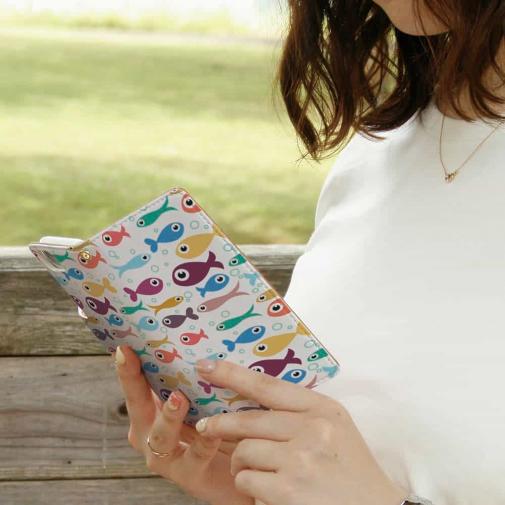 【手帳型】可愛い魚のシームレスパターン