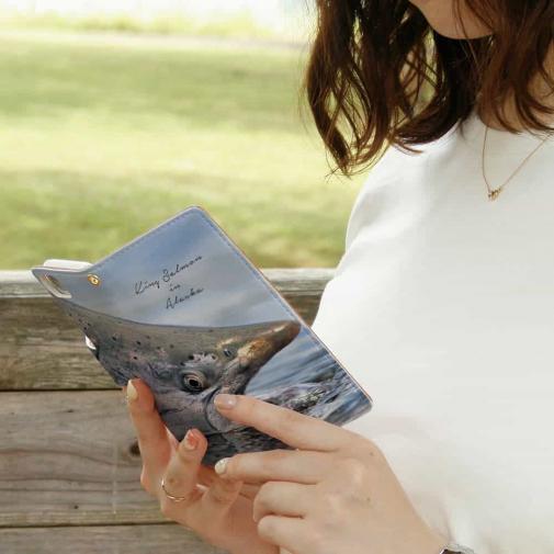 【手帳型】アラスカのキングサーモン