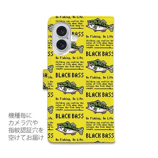 【手帳型】【釣りざんまい】ドット絵のブラックバス_英字新聞風イエロー