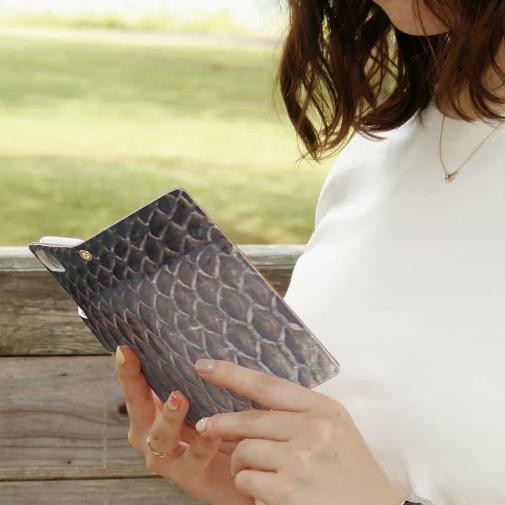 【手帳型】クロダイの鱗