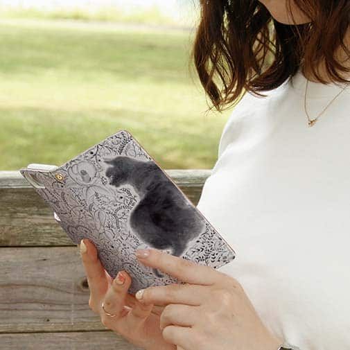 【手帳型】【大塚磊々堂】模様の黒猫