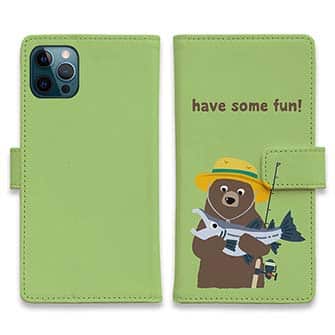 【手帳型】【釣りざんまい】クマさんサケ釣りを楽しむ