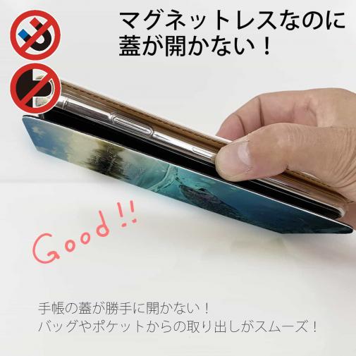【手帳型ベルトなし】【Stick Case】クローズアップ!　水中でニジマスが掛かった瞬間!