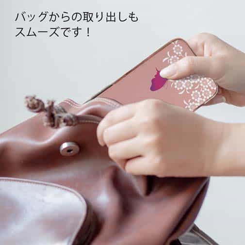 【TPU】ピンクの花畑と蝶